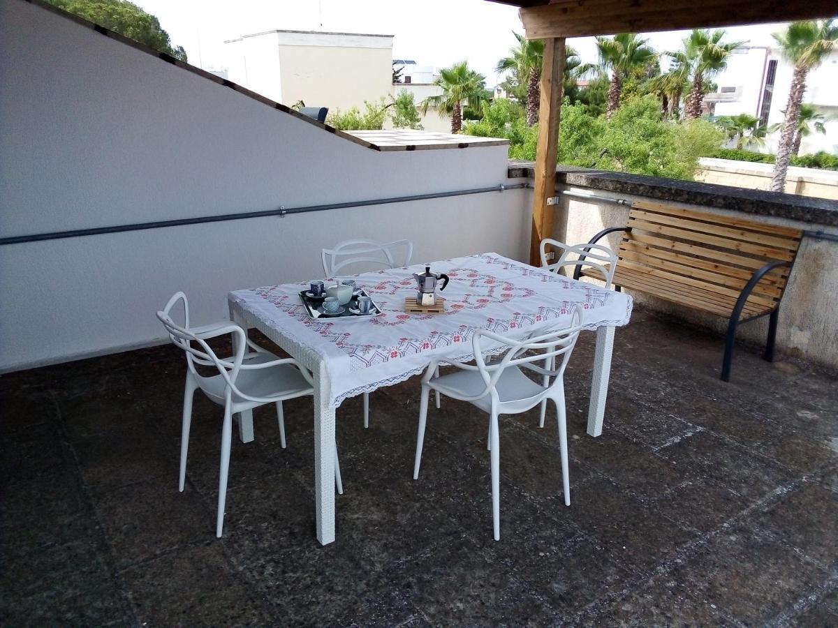Apartamento Attico Matine Specchia Exterior foto